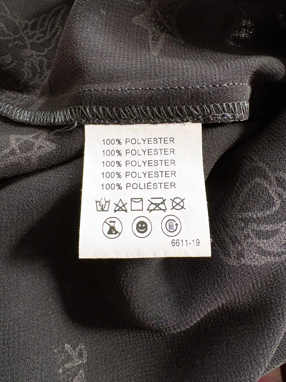 Blusa transparente Caroline Biss – tamanho 46 – detalhes prateados e botões de bola – photo 12